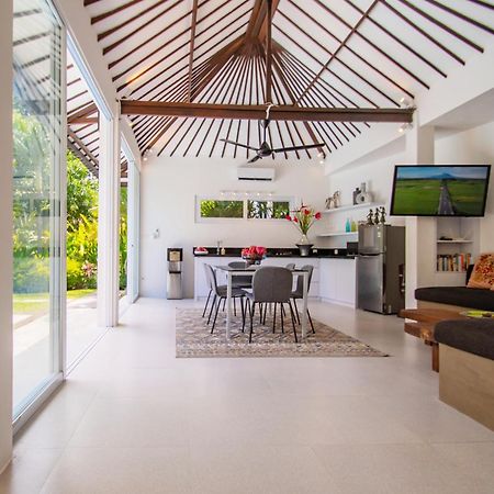 סמיניאק Villa Sitara, Sitara Villa Group מראה חיצוני תמונה