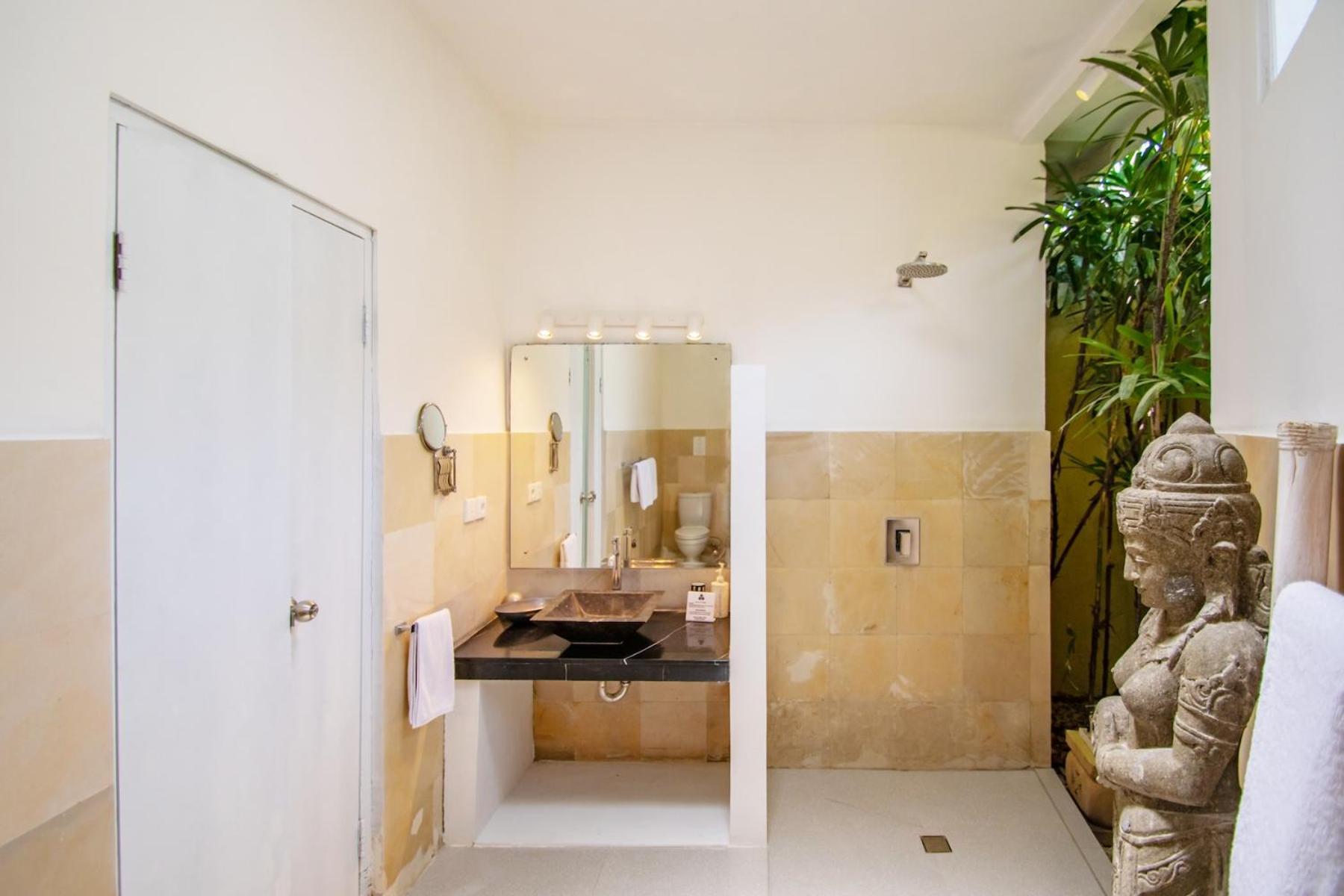 סמיניאק Villa Sitara, Sitara Villa Group מראה חיצוני תמונה