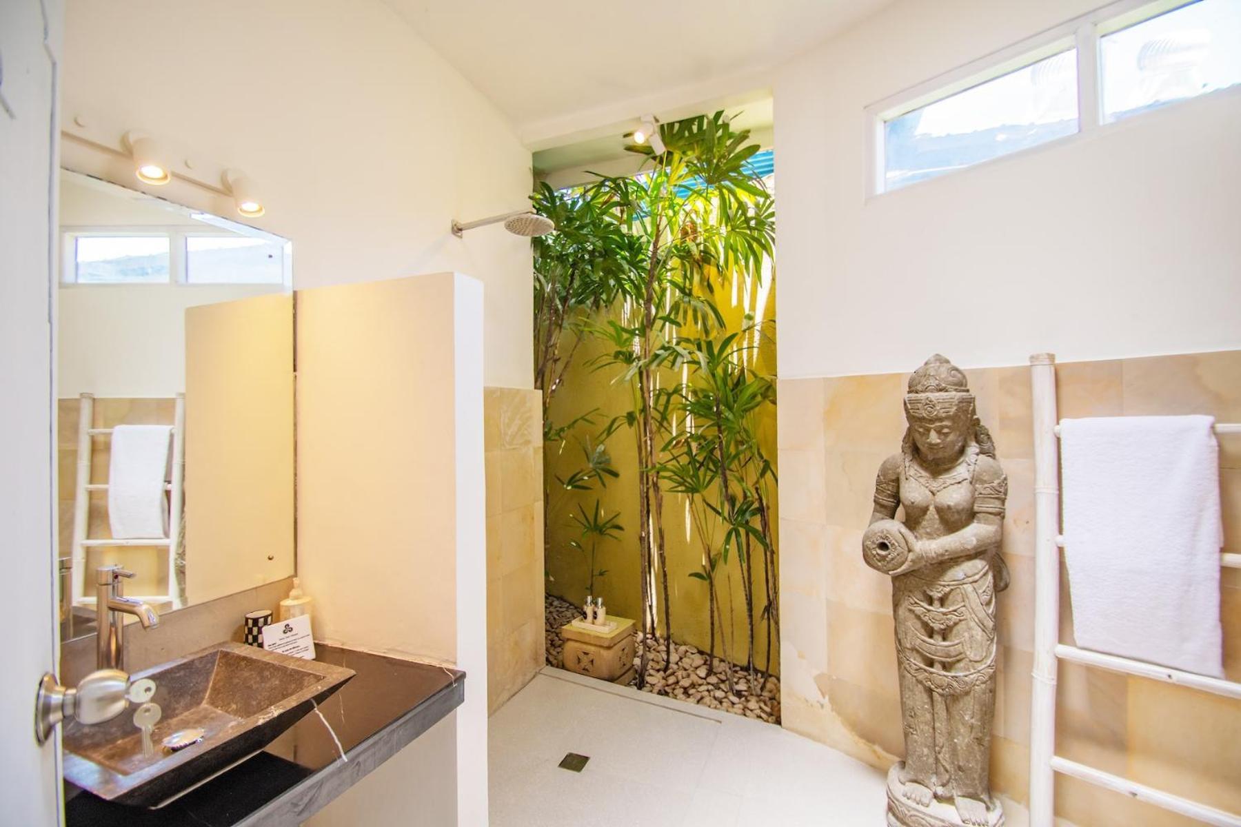 סמיניאק Villa Sitara, Sitara Villa Group מראה חיצוני תמונה